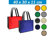 Bolsa Eco Feria
CÓDIGO: CCE10
Bolsa Ecológica bicolor modelo "Feria", en tela TNT, 100% reciclable y reutilizable. Cuenta con 2 asas de 60cm. c/u aprox.
• Tamaño: 40 x 30 x 11 cm.
• Colores: Azulino/Negro (02), Rojo/Negro (03), Naranjo/Negro (04), Amarillo/Negro (05), Verde/Negro (06), Gris/Negro (07), Negro/Gris (08), Beige/Café Claro (09), Azul Marino/Gris (20), Verde Pistacho/Negro (45), Café Claro/Negro (55).
• Impresión: Serigrafía.